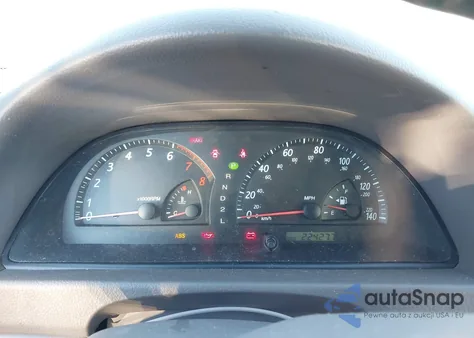 2002 Toyota Camry Xle V6 z USA, uszkodzony, nr VIN JTDBF30K020049275